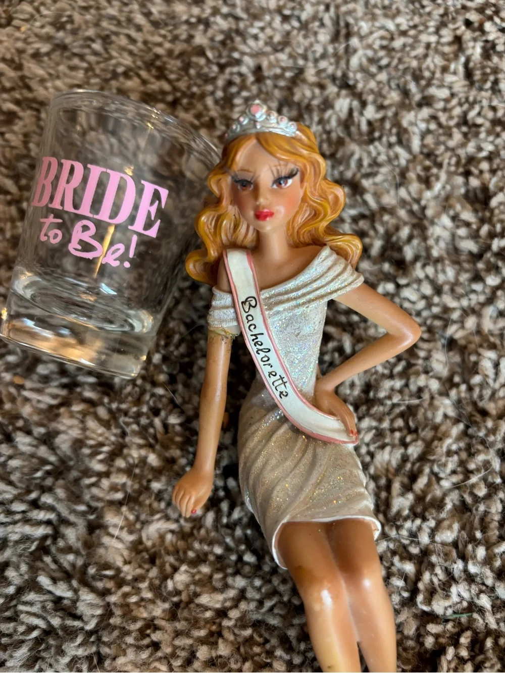 Bride to Be Shot Glass & Bachelorette Figurine Set - Pink/White